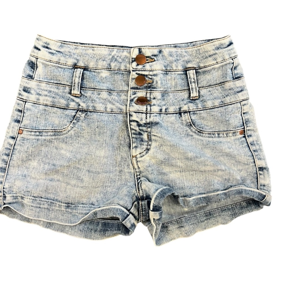2/$15 Tinnsletown Denim Shorts with triple Button Detail sz 0